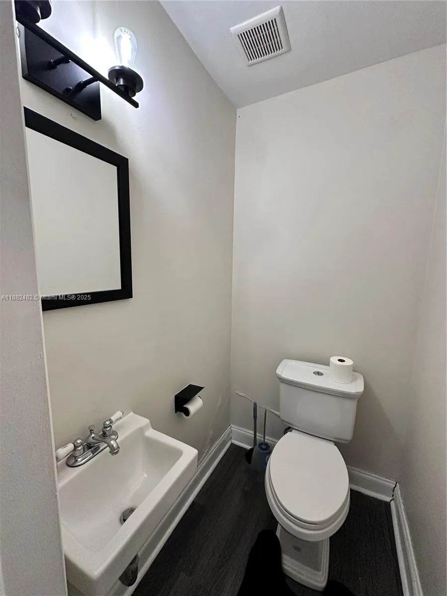 2270 Sw 46th Ct, Dania Beach, Florida 33312, Dania Beach, Florida 33312, ,Residential Income,For Sale,2270 Sw 46th Ct, Dania Beach, Florida 33312,A11882482