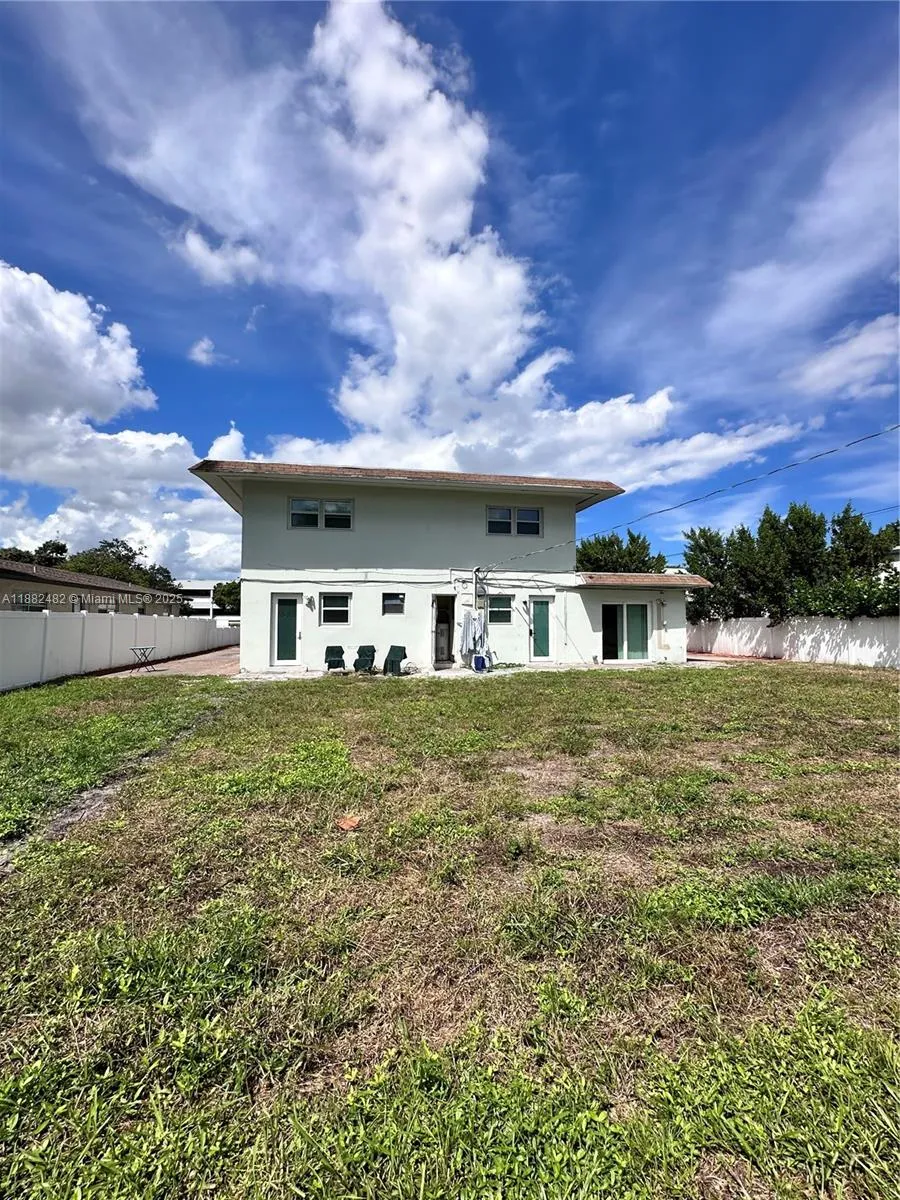 2270 Sw 46th Ct, Dania Beach, Florida 33312, Dania Beach, Florida 33312, ,Residential Income,For Sale,2270 Sw 46th Ct, Dania Beach, Florida 33312,A11882482