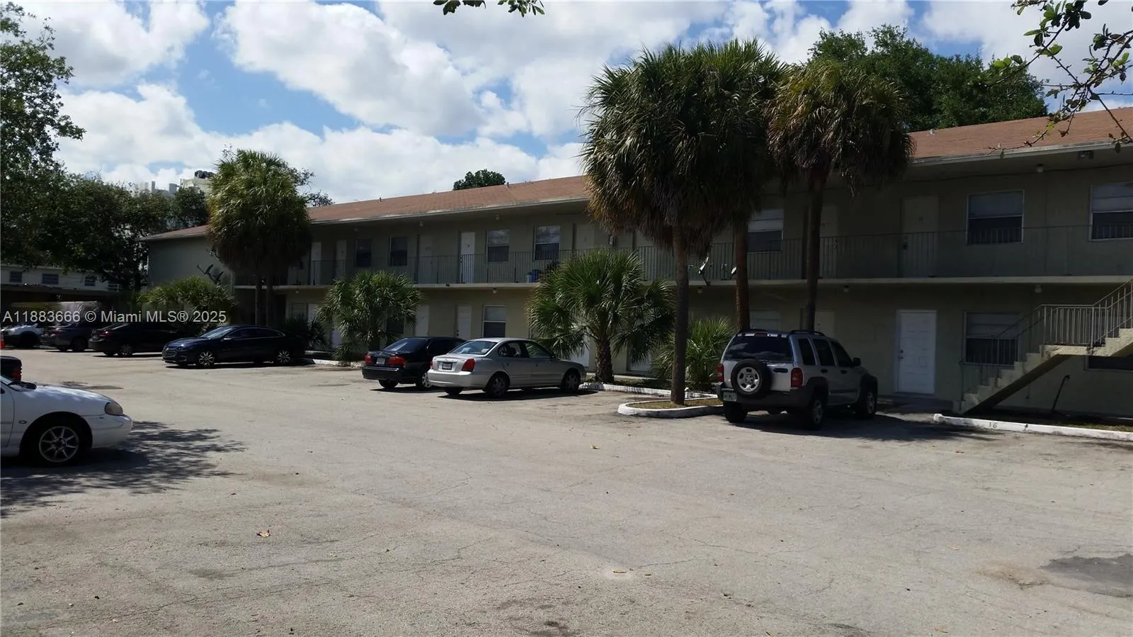 2401 Van Buren St Apt 4, Hollywood, Florida 33020, Hollywood, Florida 33020, 1 Bedroom Bedrooms, ,1 BathroomBathrooms,Residential Lease,For Rent,2401 Van Buren St Apt 4, Hollywood, Florida 33020,A11883666