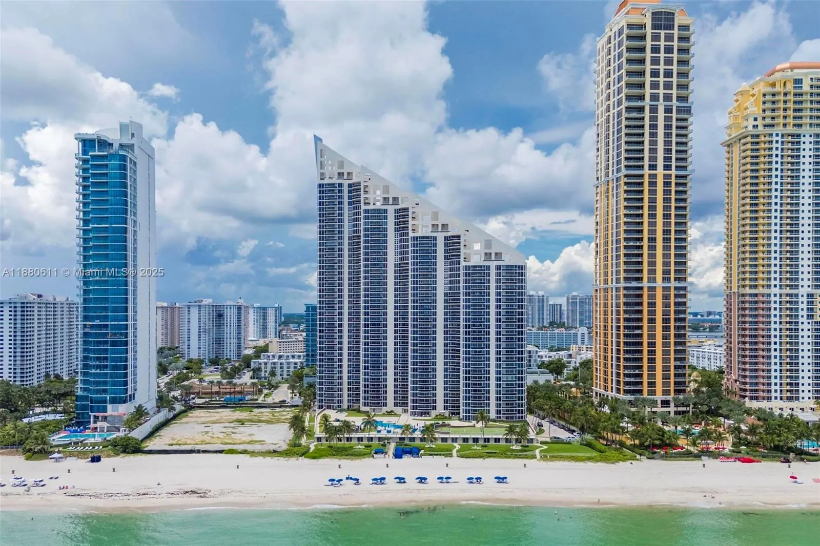 17555 Collins Ave Up-7, Sunny Isles Beach, Florida, Sunny Isles Beach, Florida 33160, 3 Bedrooms Bedrooms, ,3 BathroomsBathrooms,Residential,For Sale,17555 Collins Ave Up-7, Sunny Isles Beach, Florida,A11880611