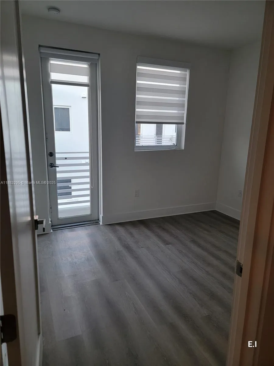 9133 Nw 33rd St, Doral, Florida 33172, Doral, Florida 33172, 4 Bedrooms Bedrooms, ,3 BathroomsBathrooms,Residential,For Sale,9133 Nw 33rd St, Doral, Florida 33172,A11883295