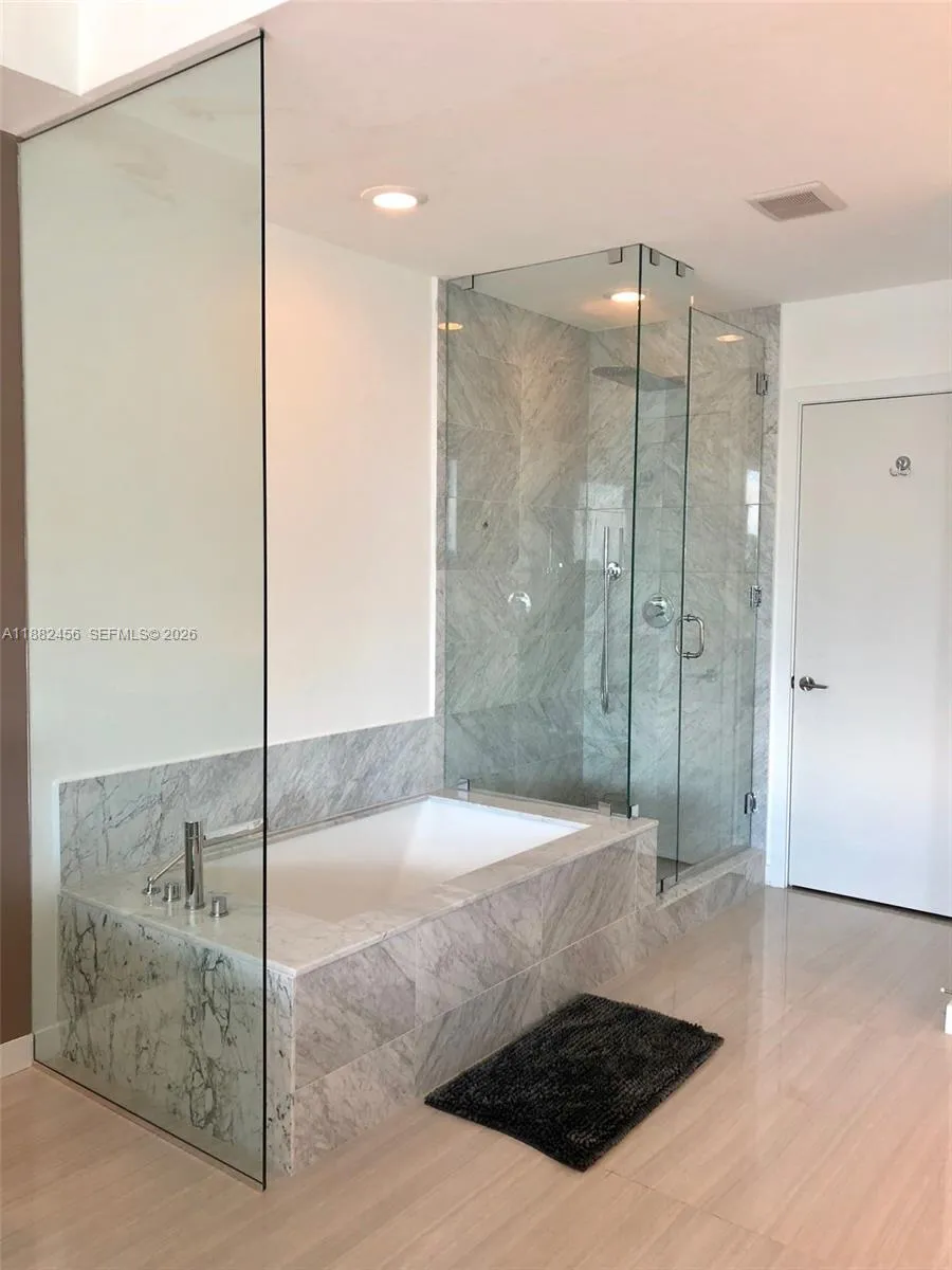 480 Ne 31st St 702, Miami, Florida 33137, Miami, Florida 33137, 1 Bedroom Bedrooms, ,2 BathroomsBathrooms,Residential,For Sale,480 Ne 31st St 702, Miami, Florida 33137,A11882456