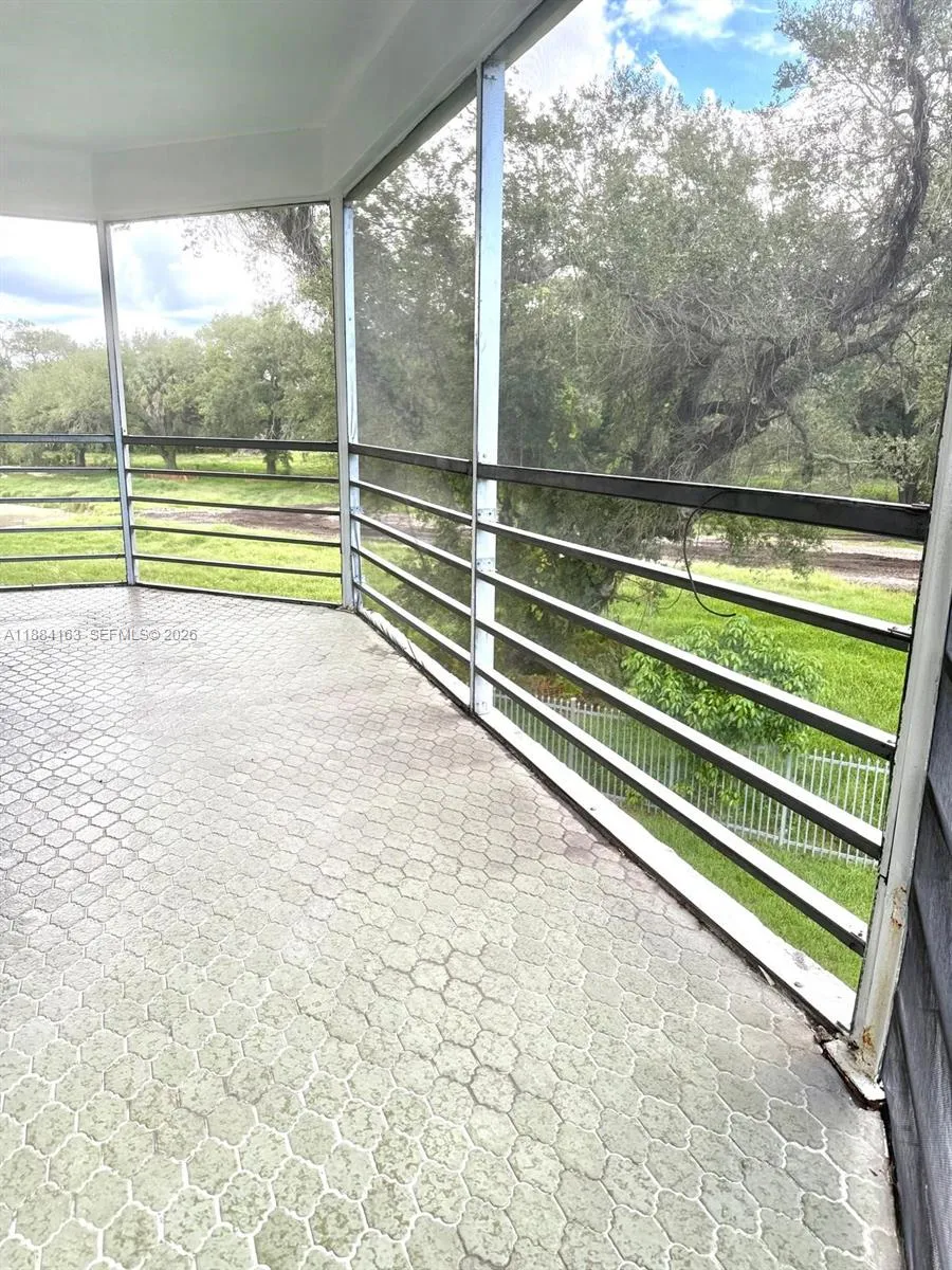 1201 Ne 191st St G304, Miami, Florida 33179, Miami, Florida 33179, 2 Bedrooms Bedrooms, ,2 BathroomsBathrooms,Residential,For Sale,1201 Ne 191st St G304, Miami, Florida 33179,A11884163