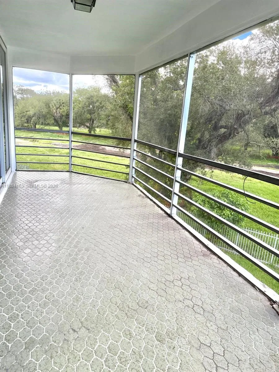 1201 Ne 191st St G304, Miami, Florida 33179, Miami, Florida 33179, 2 Bedrooms Bedrooms, ,2 BathroomsBathrooms,Residential,For Sale,1201 Ne 191st St G304, Miami, Florida 33179,A11884163