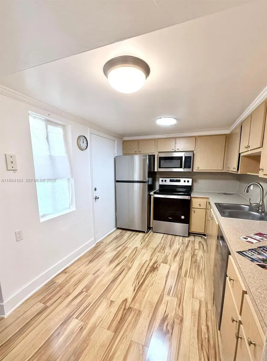 1201 Ne 191st St G304, Miami, Florida 33179, Miami, Florida 33179, 2 Bedrooms Bedrooms, ,2 BathroomsBathrooms,Residential,For Sale,1201 Ne 191st St G304, Miami, Florida 33179,A11884163