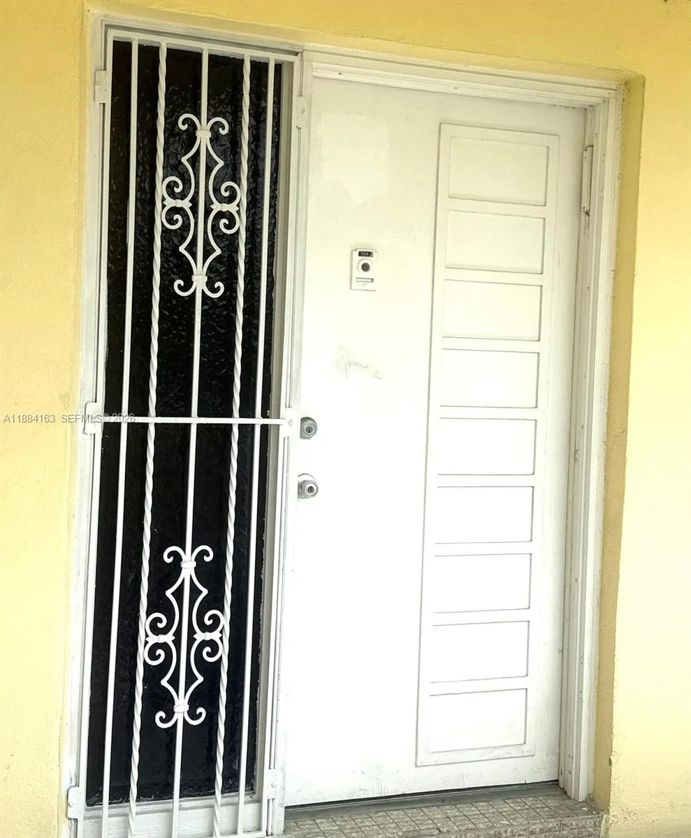 1201 Ne 191st St G304, Miami, Florida 33179, Miami, Florida 33179, 2 Bedrooms Bedrooms, ,2 BathroomsBathrooms,Residential,For Sale,1201 Ne 191st St G304, Miami, Florida 33179,A11884163