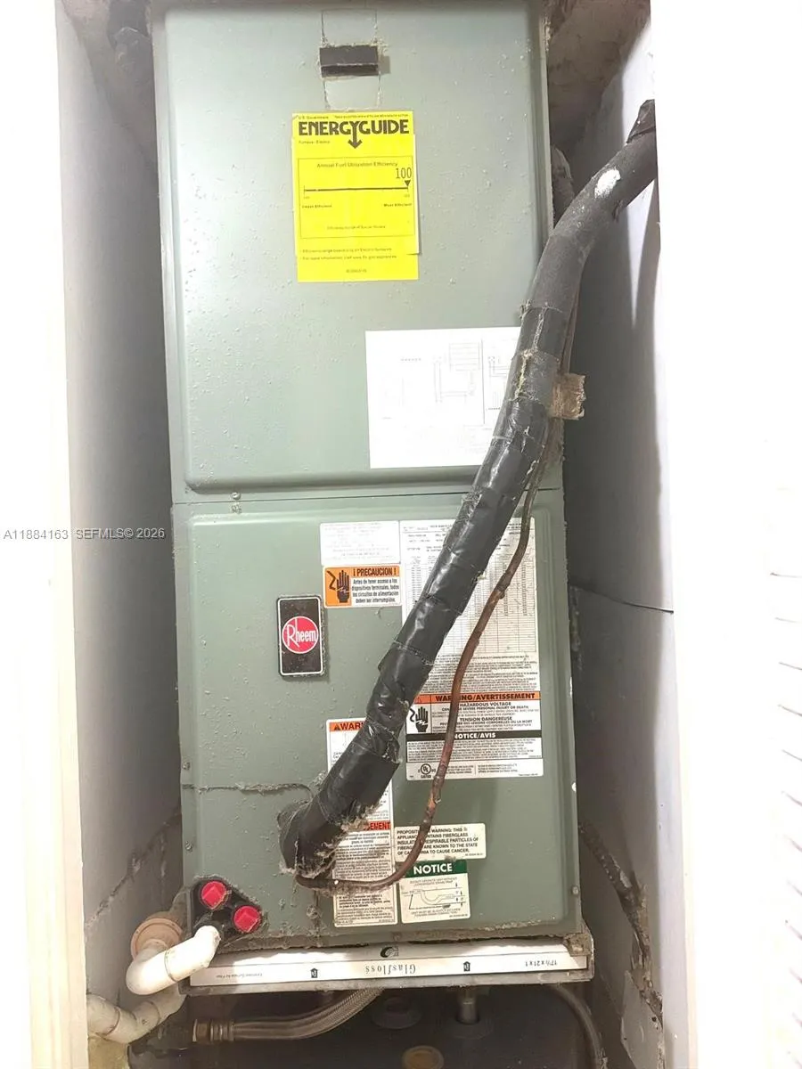 1201 Ne 191st St G304, Miami, Florida 33179, Miami, Florida 33179, 2 Bedrooms Bedrooms, ,2 BathroomsBathrooms,Residential,For Sale,1201 Ne 191st St G304, Miami, Florida 33179,A11884163