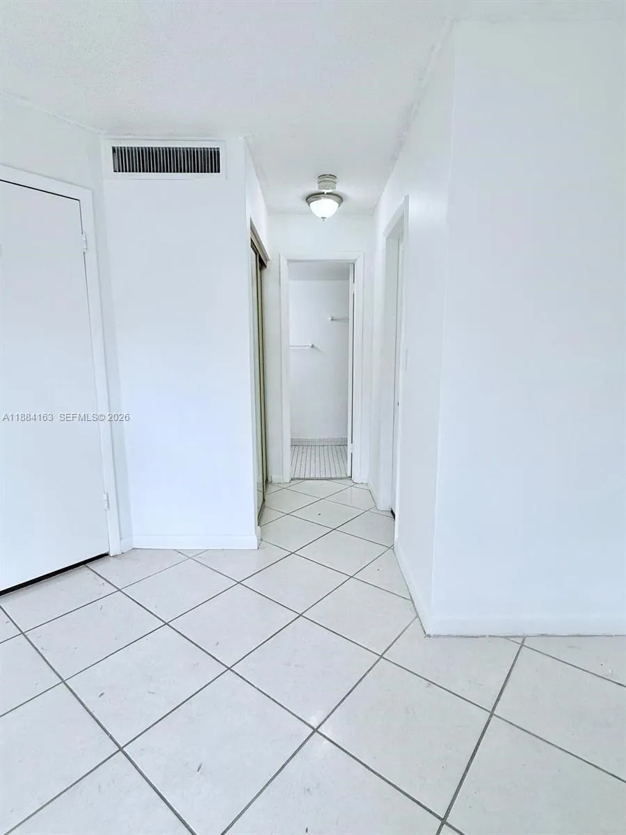 1201 Ne 191st St G304, Miami, Florida 33179, Miami, Florida 33179, 2 Bedrooms Bedrooms, ,2 BathroomsBathrooms,Residential,For Sale,1201 Ne 191st St G304, Miami, Florida 33179,A11884163