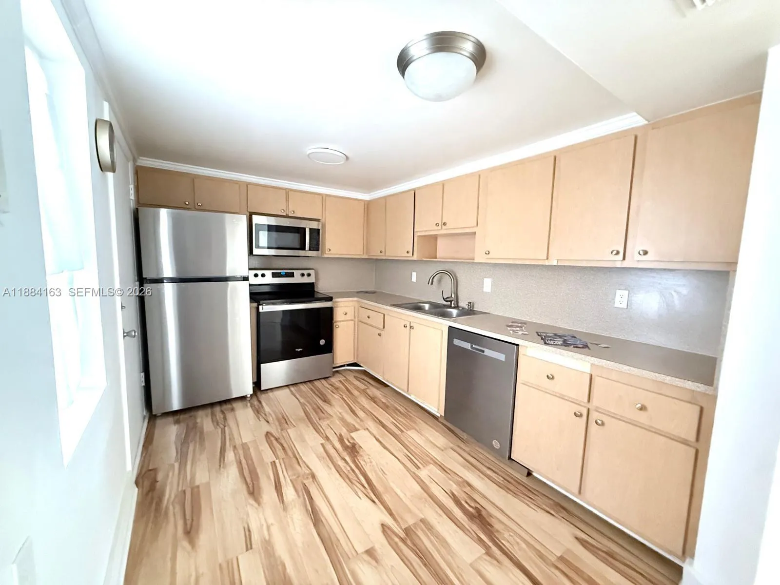 1201 Ne 191st St G304, Miami, Florida 33179, Miami, Florida 33179, 2 Bedrooms Bedrooms, ,2 BathroomsBathrooms,Residential,For Sale,1201 Ne 191st St G304, Miami, Florida 33179,A11884163