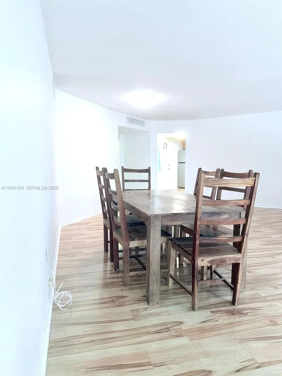 1201 Ne 191st St G304, Miami, Florida 33179, Miami, Florida 33179, 2 Bedrooms Bedrooms, ,2 BathroomsBathrooms,Residential,For Sale,1201 Ne 191st St G304, Miami, Florida 33179,A11884163