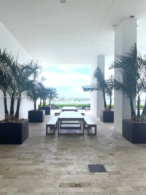 1040 Biscayne Blvd 1905, Miami, Florida 33132, Miami, Florida 33132, 1 Bedroom Bedrooms, ,1 BathroomBathrooms,Residential,For Sale,1040 Biscayne Blvd 1905, Miami, Florida 33132,A11883987