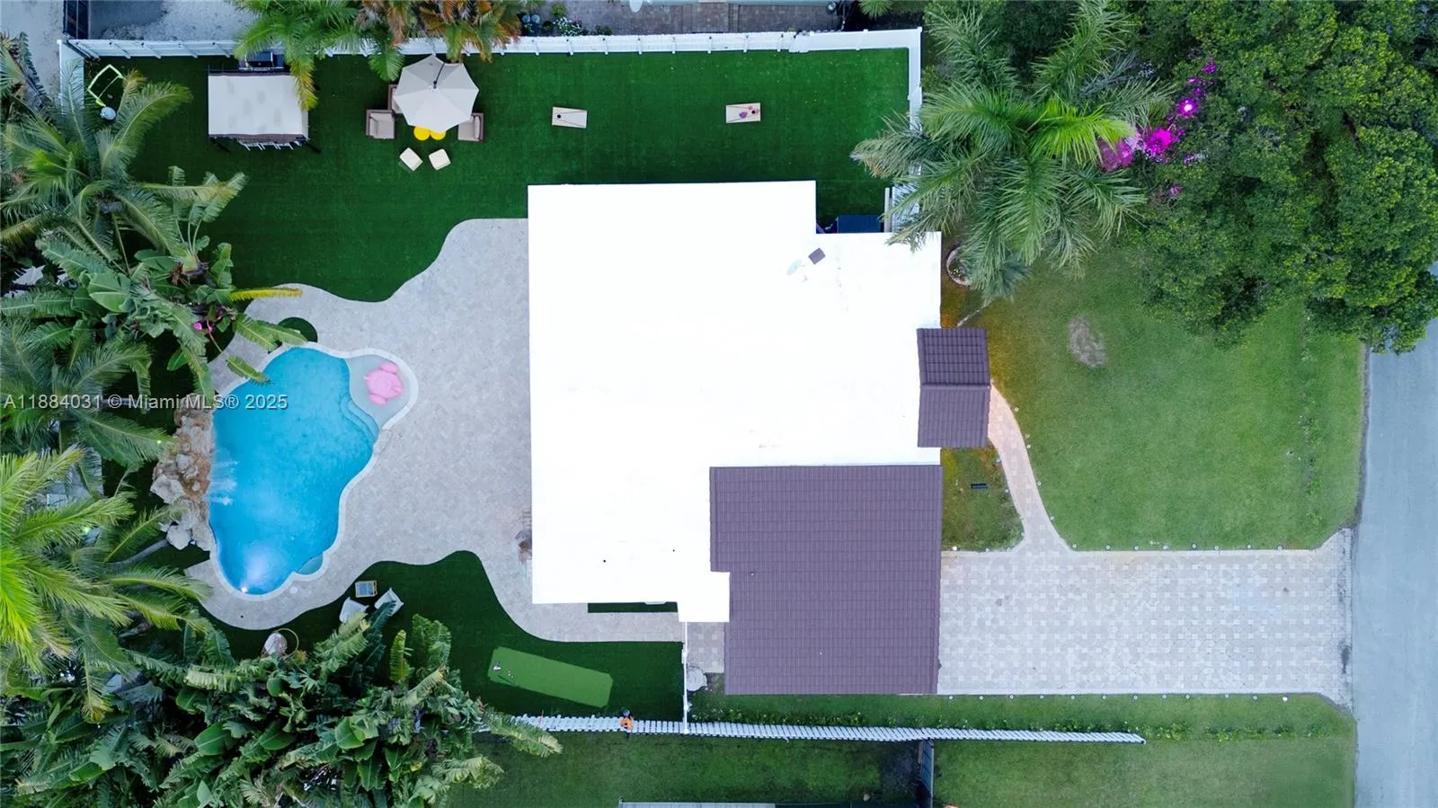 1435 Grant St Na, Hollywood, Florida 33020, Hollywood, Florida 33020, 4 Bedrooms Bedrooms, ,2 BathroomsBathrooms,Residential Lease,For Rent,1435 Grant St Na, Hollywood, Florida 33020,A11884031