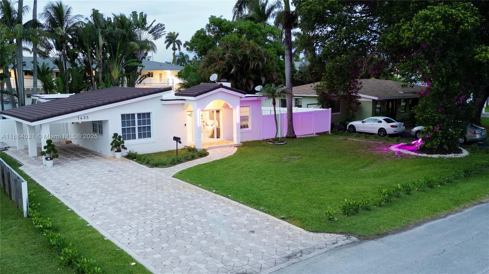 1435 Grant St Na, Hollywood, Florida 33020, Hollywood, Florida 33020, 4 Bedrooms Bedrooms, ,2 BathroomsBathrooms,Residential Lease,For Rent,1435 Grant St Na, Hollywood, Florida 33020,A11884031