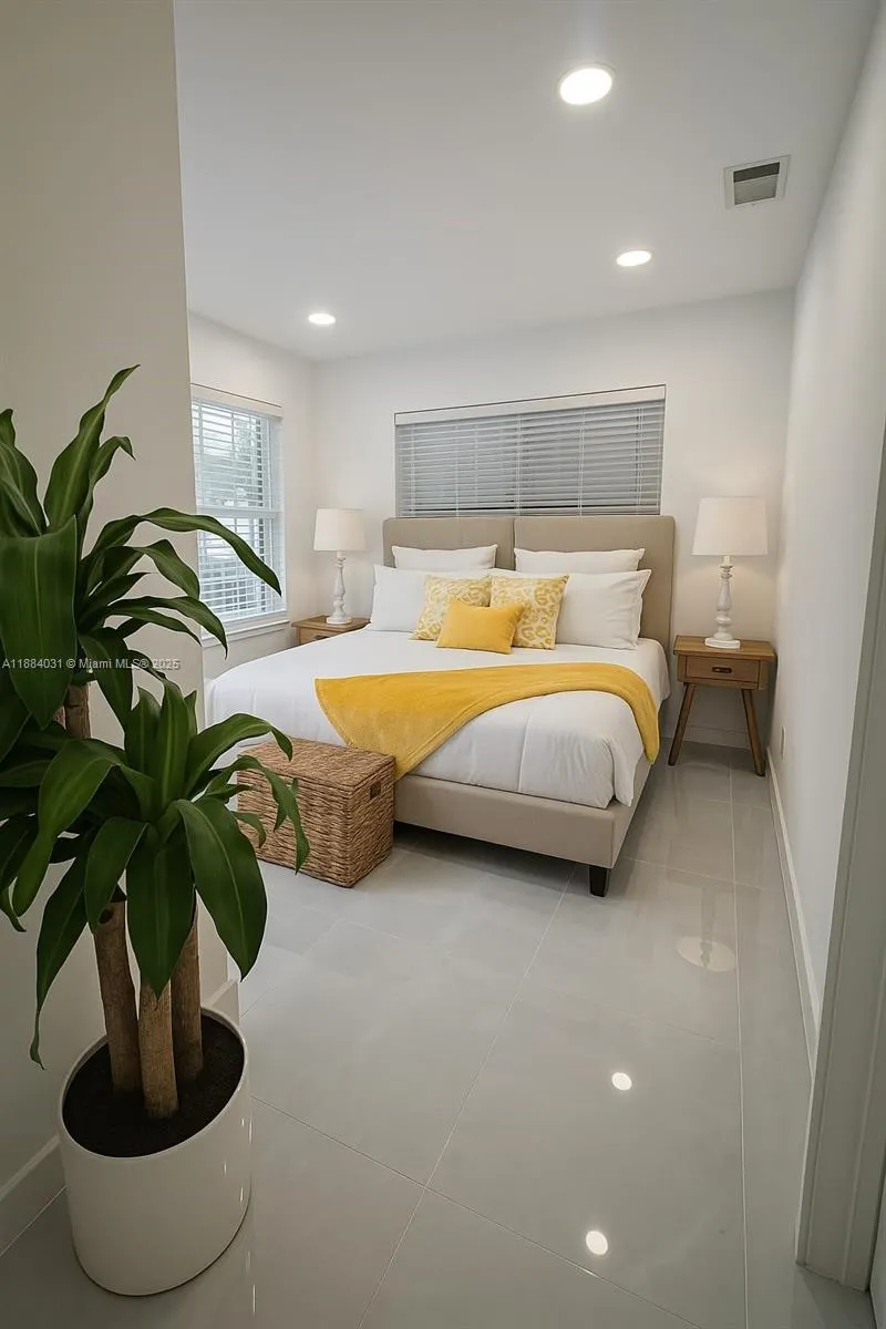 1435 Grant St Na, Hollywood, Florida 33020, Hollywood, Florida 33020, 4 Bedrooms Bedrooms, ,2 BathroomsBathrooms,Residential Lease,For Rent,1435 Grant St Na, Hollywood, Florida 33020,A11884031