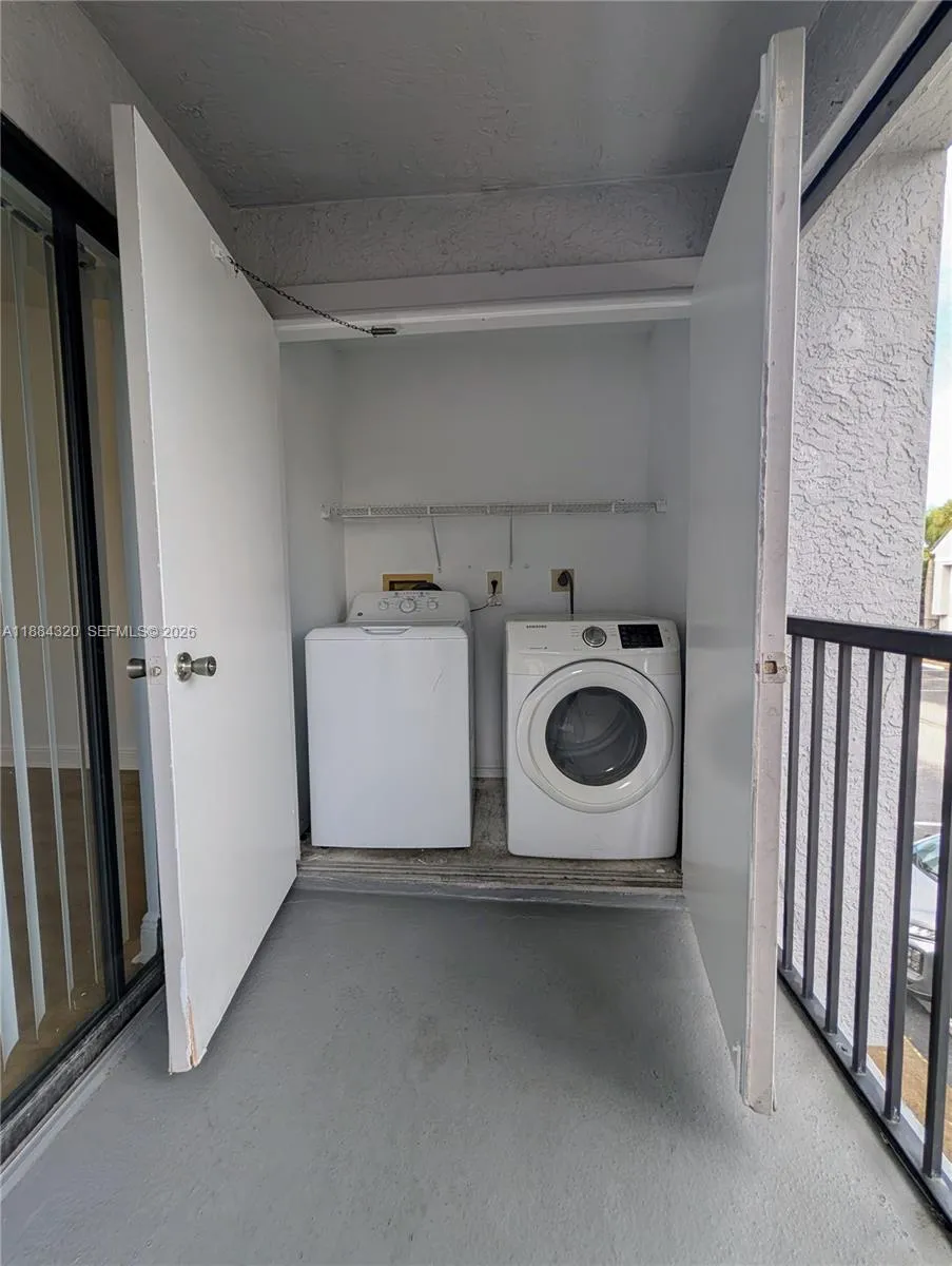 15040 Sw 103rd Ln 3202, Miami, Florida 33196, Miami, Florida 33196, 1 Bedroom Bedrooms, ,1 BathroomBathrooms,Residential Lease,For Rent,15040 Sw 103rd Ln 3202, Miami, Florida 33196,A11884320