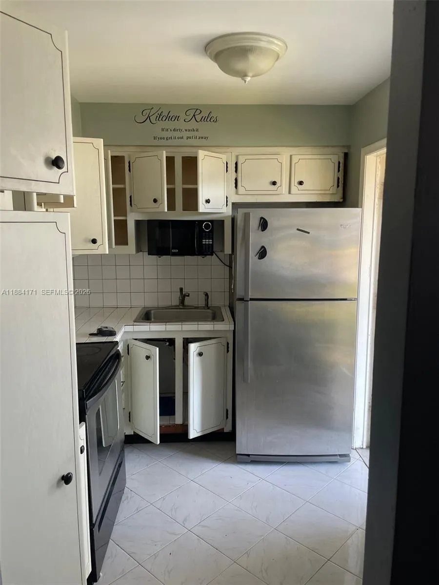 20201 Ne 29th Ct D112, Aventura, Florida 33180, Aventura, Florida 33180, 2 Bedrooms Bedrooms, ,2 BathroomsBathrooms,Residential Lease,For Rent,20201 Ne 29th Ct D112, Aventura, Florida 33180,A11884171