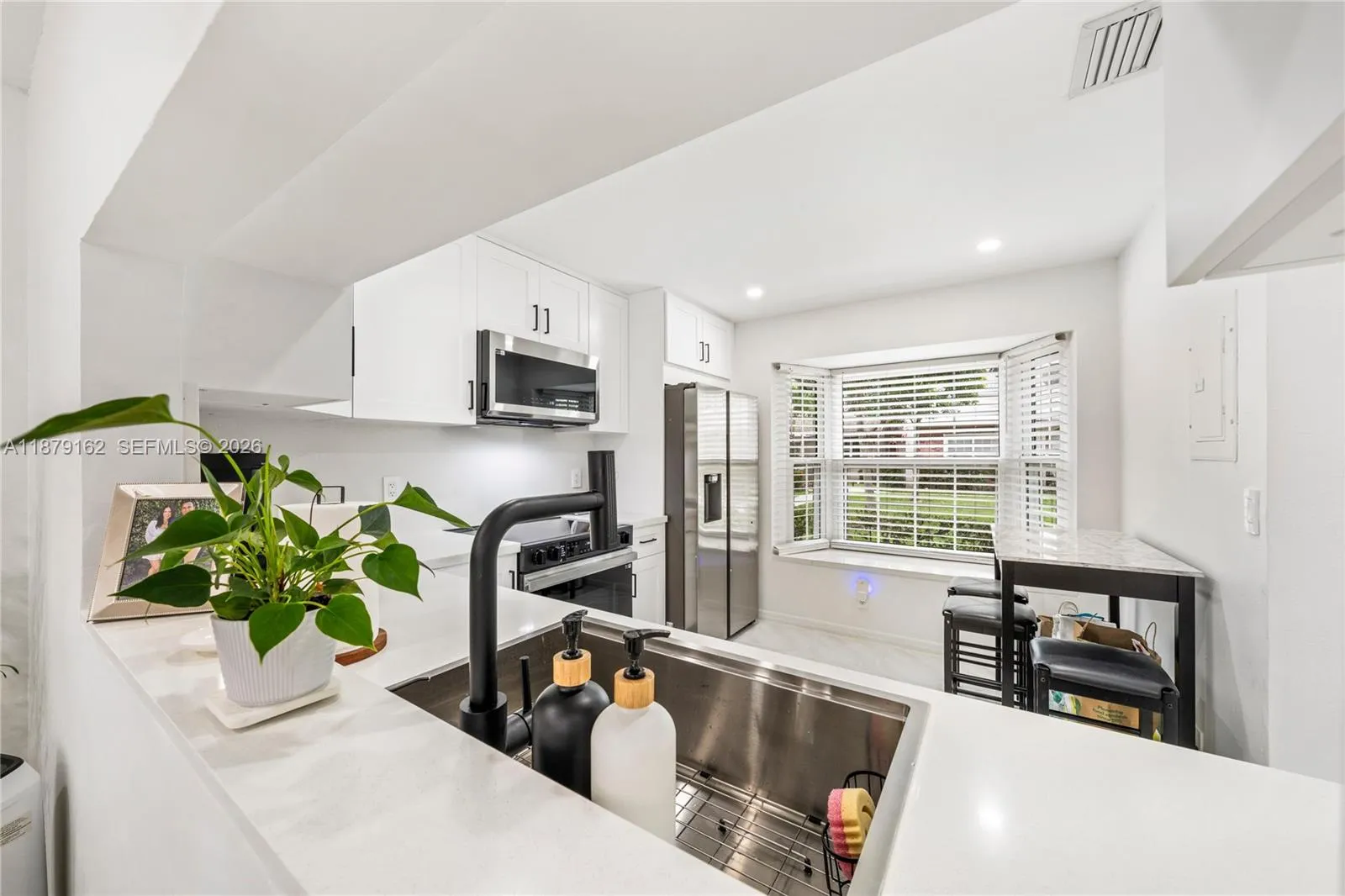 3803 Nw 122nd Ter, Sunrise, Florida 33323, Sunrise, Florida 33323, 2 Bedrooms Bedrooms, ,2 BathroomsBathrooms,Residential,For Sale,3803 Nw 122nd Ter, Sunrise, Florida 33323,A11879162