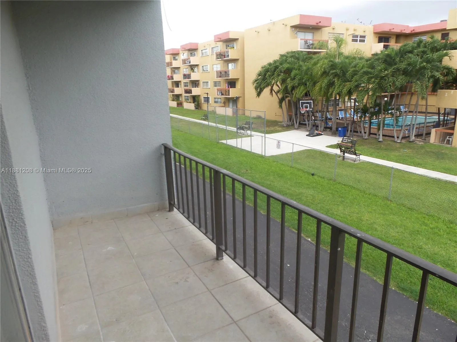 399 Nw 72nd Ave 209, Miami, Florida 33126, Miami, Florida 33126, 1 Bedroom Bedrooms, ,1 BathroomBathrooms,Residential,For Sale,399 Nw 72nd Ave 209, Miami, Florida 33126,A11881208