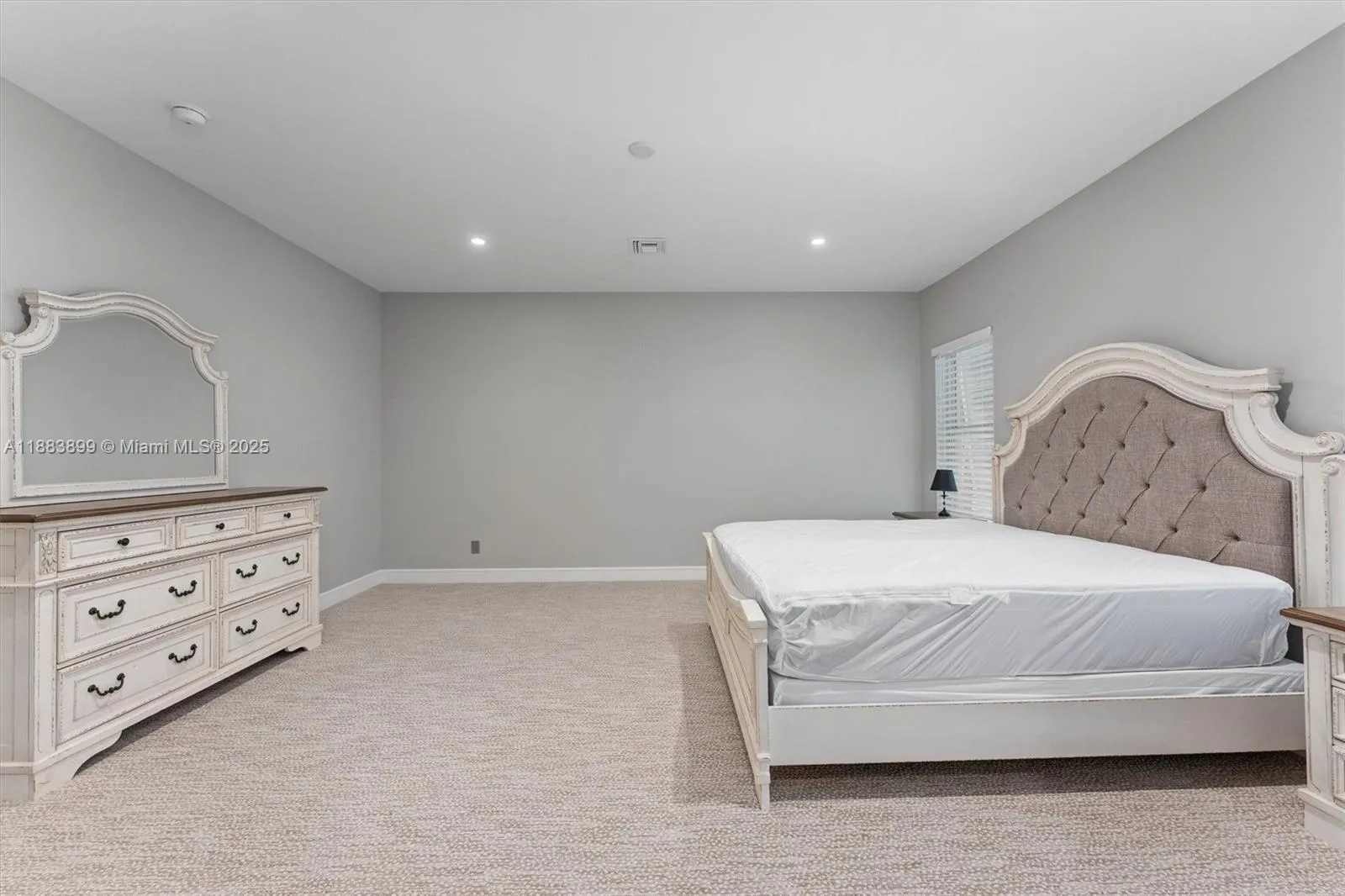 2431 Ne 20th Ave, Lighthouse Point, Florida 33064, Lighthouse Point, Florida 33064, 6 Bedrooms Bedrooms, ,6 BathroomsBathrooms,Residential,For Sale,2431 Ne 20th Ave, Lighthouse Point, Florida 33064,A11883899
