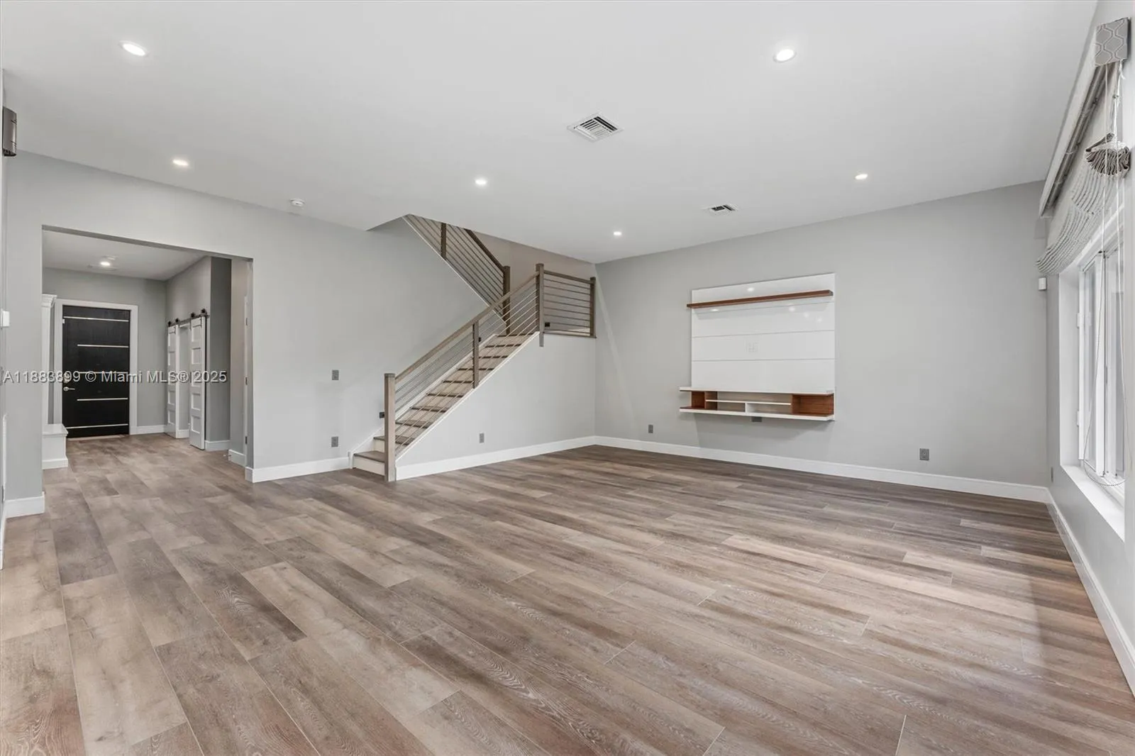 2431 Ne 20th Ave, Lighthouse Point, Florida 33064, Lighthouse Point, Florida 33064, 6 Bedrooms Bedrooms, ,6 BathroomsBathrooms,Residential,For Sale,2431 Ne 20th Ave, Lighthouse Point, Florida 33064,A11883899
