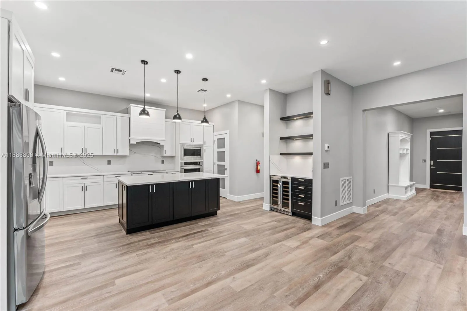 2431 Ne 20th Ave, Lighthouse Point, Florida 33064, Lighthouse Point, Florida 33064, 6 Bedrooms Bedrooms, ,6 BathroomsBathrooms,Residential,For Sale,2431 Ne 20th Ave, Lighthouse Point, Florida 33064,A11883899