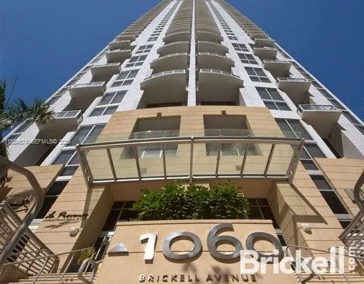 1050 Brickell 3314, Miami, Florida 33131, Miami, Florida 33131, 2 Bedrooms Bedrooms, ,2 BathroomsBathrooms,Residential Lease,For Rent,1050 Brickell 3314, Miami, Florida 33131,A11884574