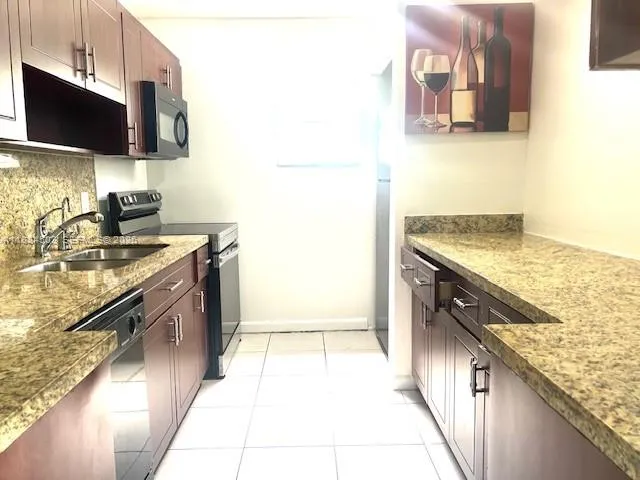 9450 Live Oak Pl 108, Davie, Florida 33324, Davie, Florida 33324, 3 Bedrooms Bedrooms, ,2 BathroomsBathrooms,Residential Lease,For Rent,9450 Live Oak Pl 108, Davie, Florida 33324,A11884503