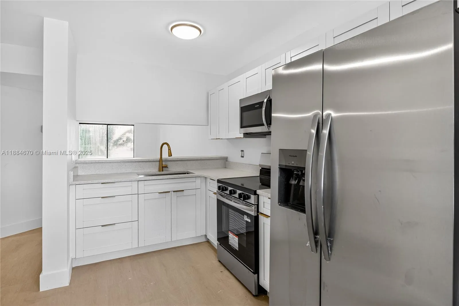 4198 Lakeside Dr 4198, Tamarac, Florida 33319, Tamarac, Florida 33319, 2 Bedrooms Bedrooms, ,1 BathroomBathrooms,Residential,For Sale,4198 Lakeside Dr 4198, Tamarac, Florida 33319,A11884670