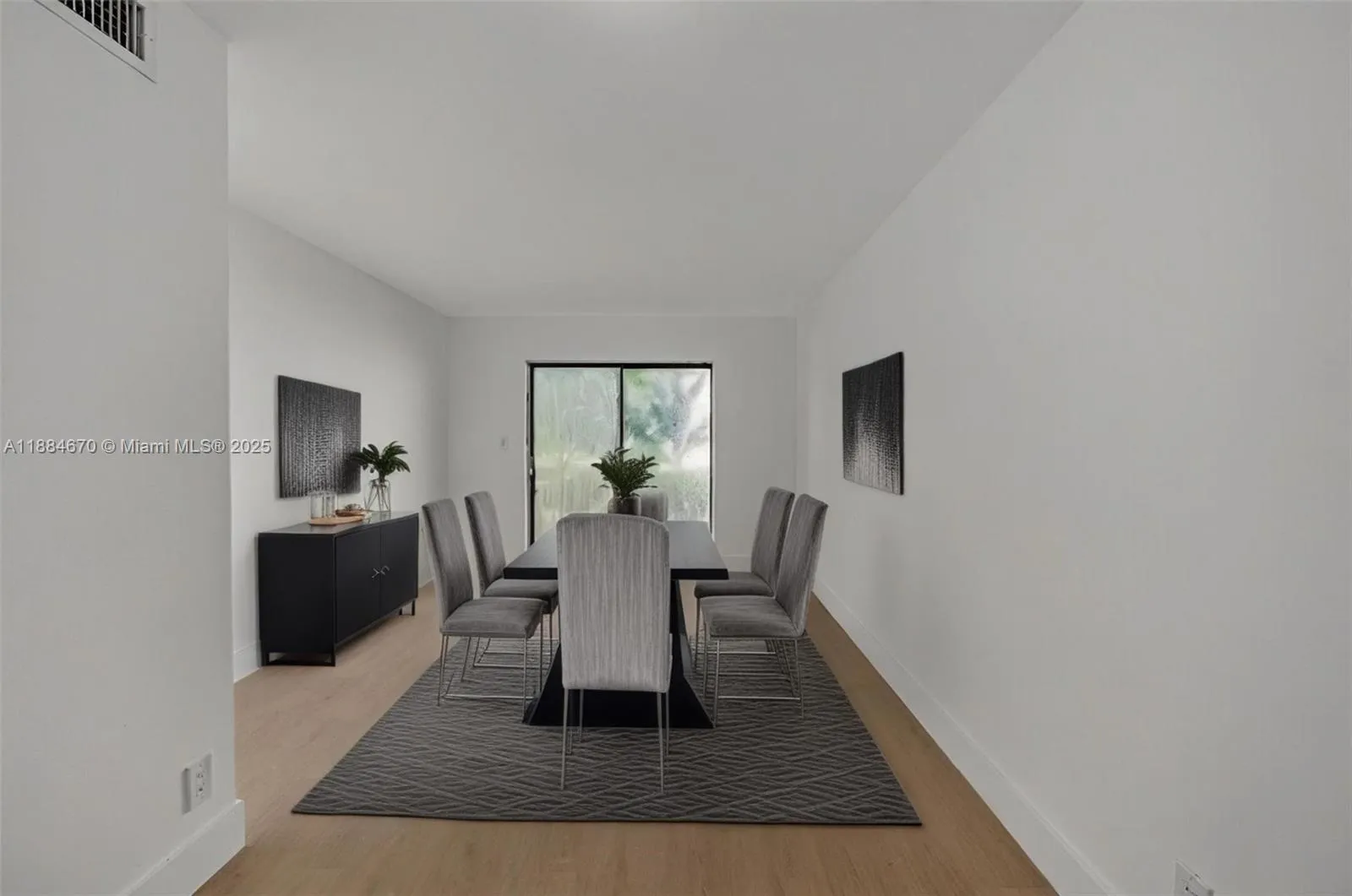 4198 Lakeside Dr 4198, Tamarac, Florida 33319, Tamarac, Florida 33319, 2 Bedrooms Bedrooms, ,1 BathroomBathrooms,Residential,For Sale,4198 Lakeside Dr 4198, Tamarac, Florida 33319,A11884670