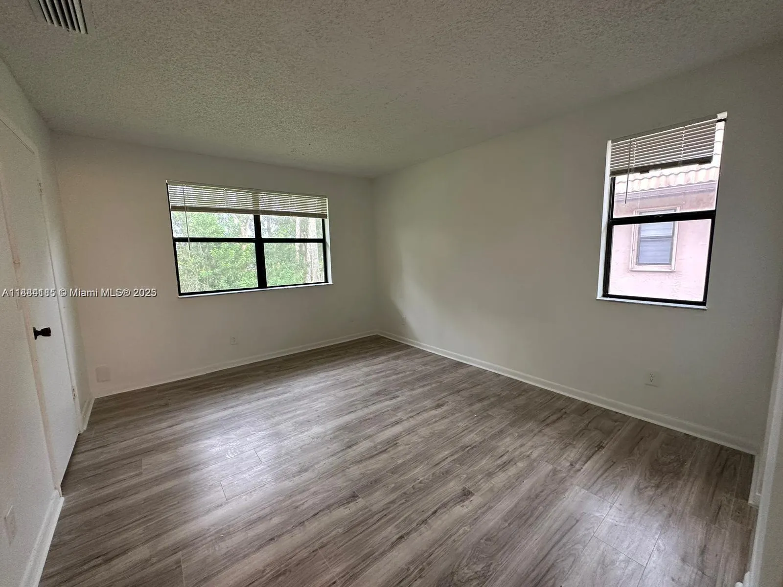 10453 Nw 11th St 206, Pembroke Pines, Florida 3302, Pembroke Pines, Florida 33026, 2 Bedrooms Bedrooms, ,2 BathroomsBathrooms,Residential Lease,For Rent,10453 Nw 11th St 206, Pembroke Pines, Florida 3302,A11884185