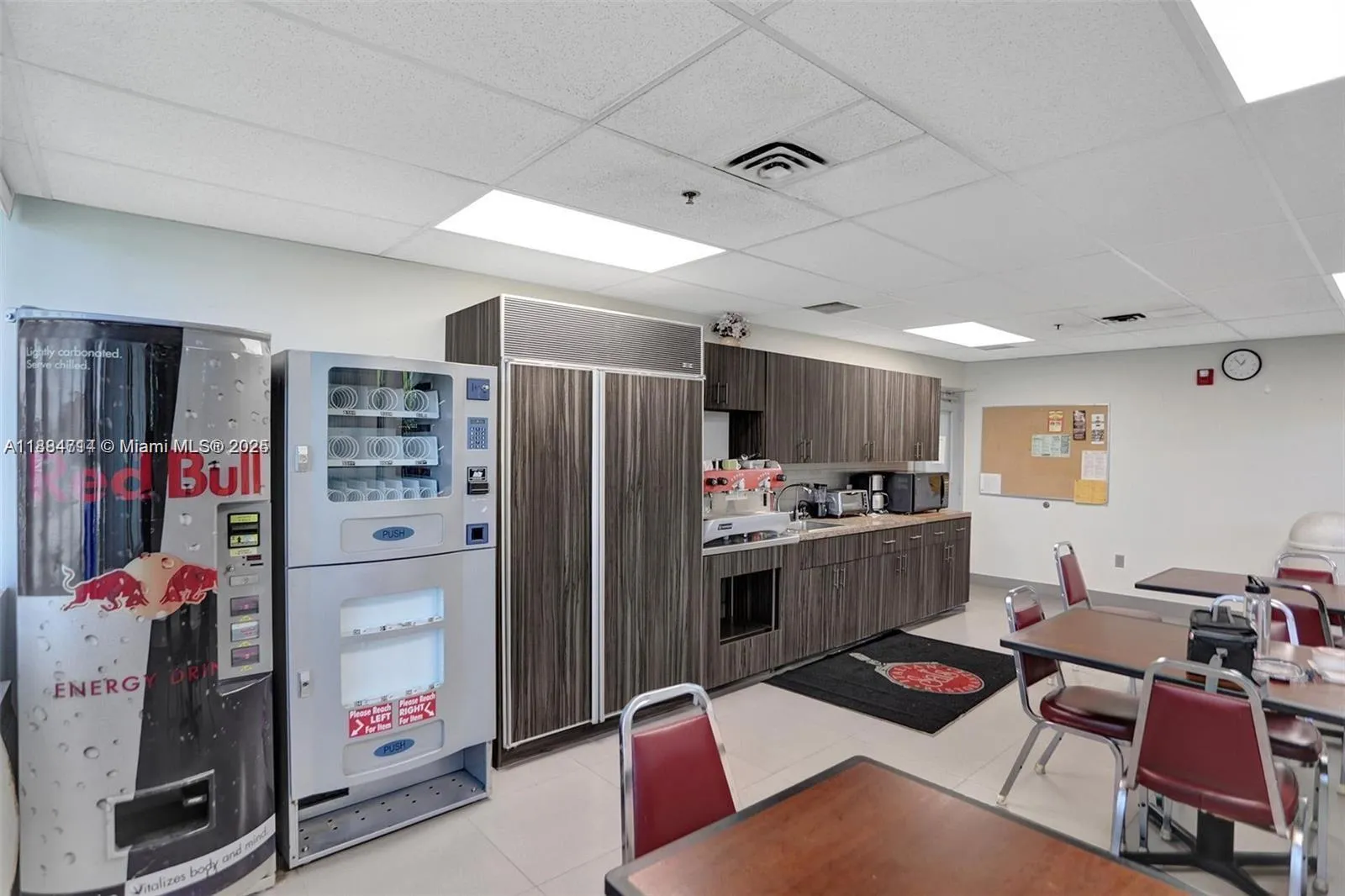 2870 Stirling Rd, Hollywood, Florida 33020, Hollywood, Florida 33020, ,Commercial Sale,For Sale,2870 Stirling Rd, Hollywood, Florida 33020,A11884714