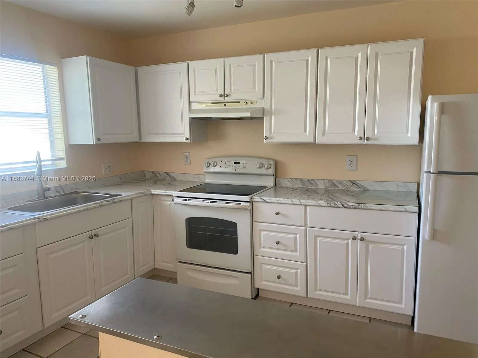 10772 La Placida Dr 7-301, Coral Springs, Florida, Coral Springs, Florida 33065, 2 Bedrooms Bedrooms, ,2 BathroomsBathrooms,Residential Lease,For Rent,10772 La Placida Dr 7-301, Coral Springs, Florida ,A11883744