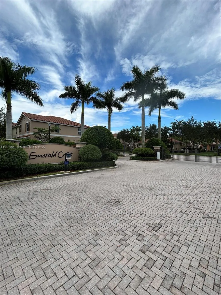 12434 Emerald Creek Mnr, Plantation, Florida 33325, Plantation, Florida 33325, 4 Bedrooms Bedrooms, ,2 BathroomsBathrooms,Residential,For Sale,12434 Emerald Creek Mnr, Plantation, Florida 33325,A11883915