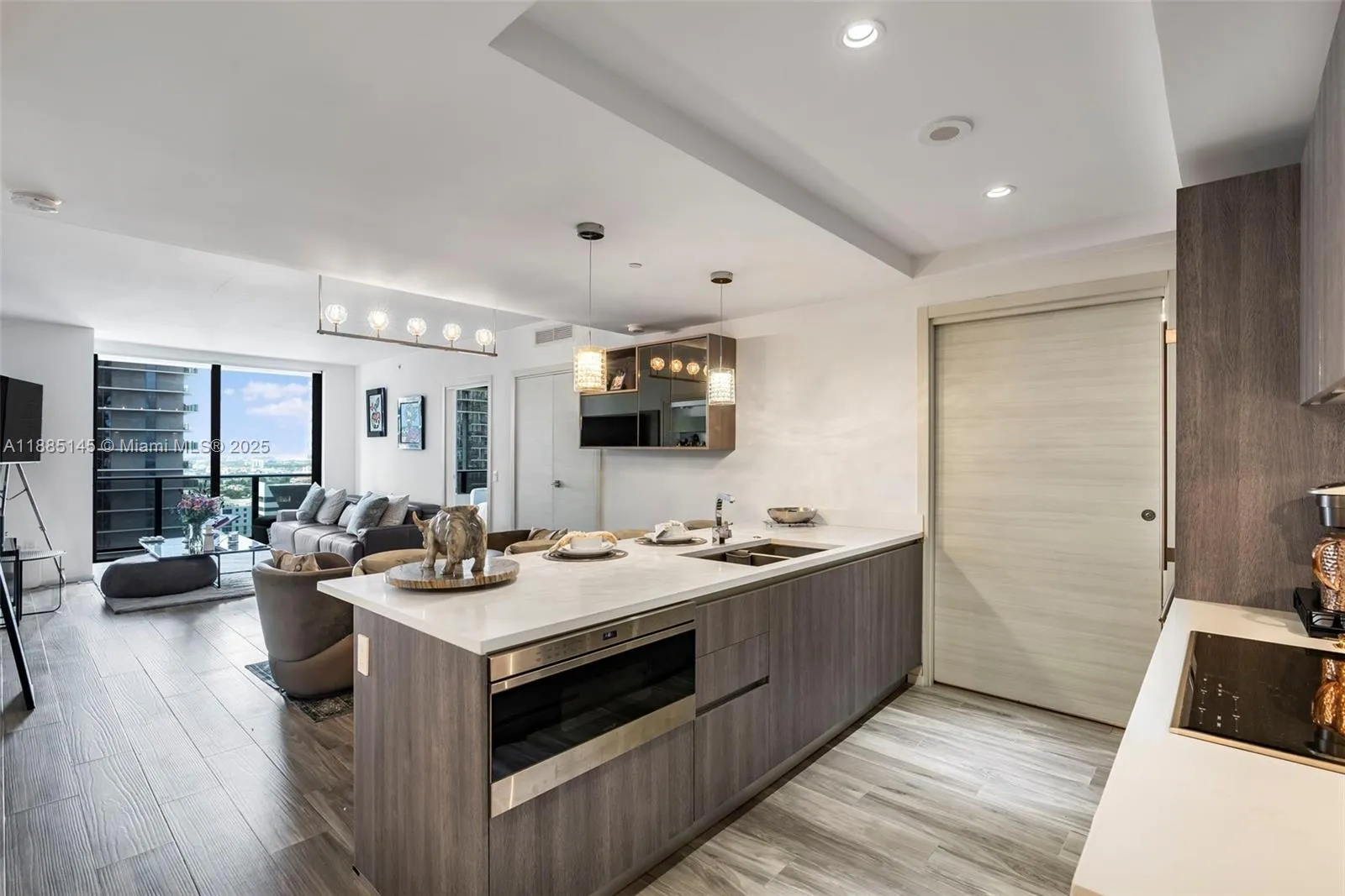 801 S Miami Ave 2810, Miami, Florida 33130, Miami, Florida 33130, 2 Bedrooms Bedrooms, ,2 BathroomsBathrooms,Residential Lease,For Rent,801 S Miami Ave 2810, Miami, Florida 33130,A11885145