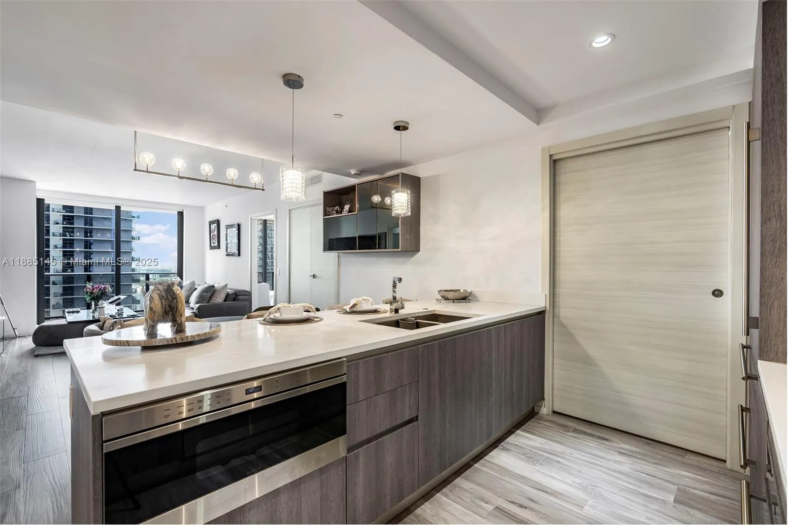 801 S Miami Ave 2810, Miami, Florida 33130, Miami, Florida 33130, 2 Bedrooms Bedrooms, ,2 BathroomsBathrooms,Residential Lease,For Rent,801 S Miami Ave 2810, Miami, Florida 33130,A11885145