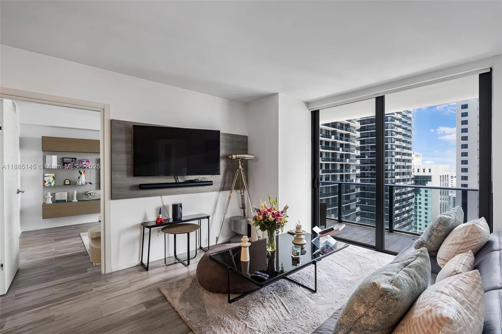 801 S Miami Ave 2810, Miami, Florida 33130, Miami, Florida 33130, 2 Bedrooms Bedrooms, ,2 BathroomsBathrooms,Residential Lease,For Rent,801 S Miami Ave 2810, Miami, Florida 33130,A11885145