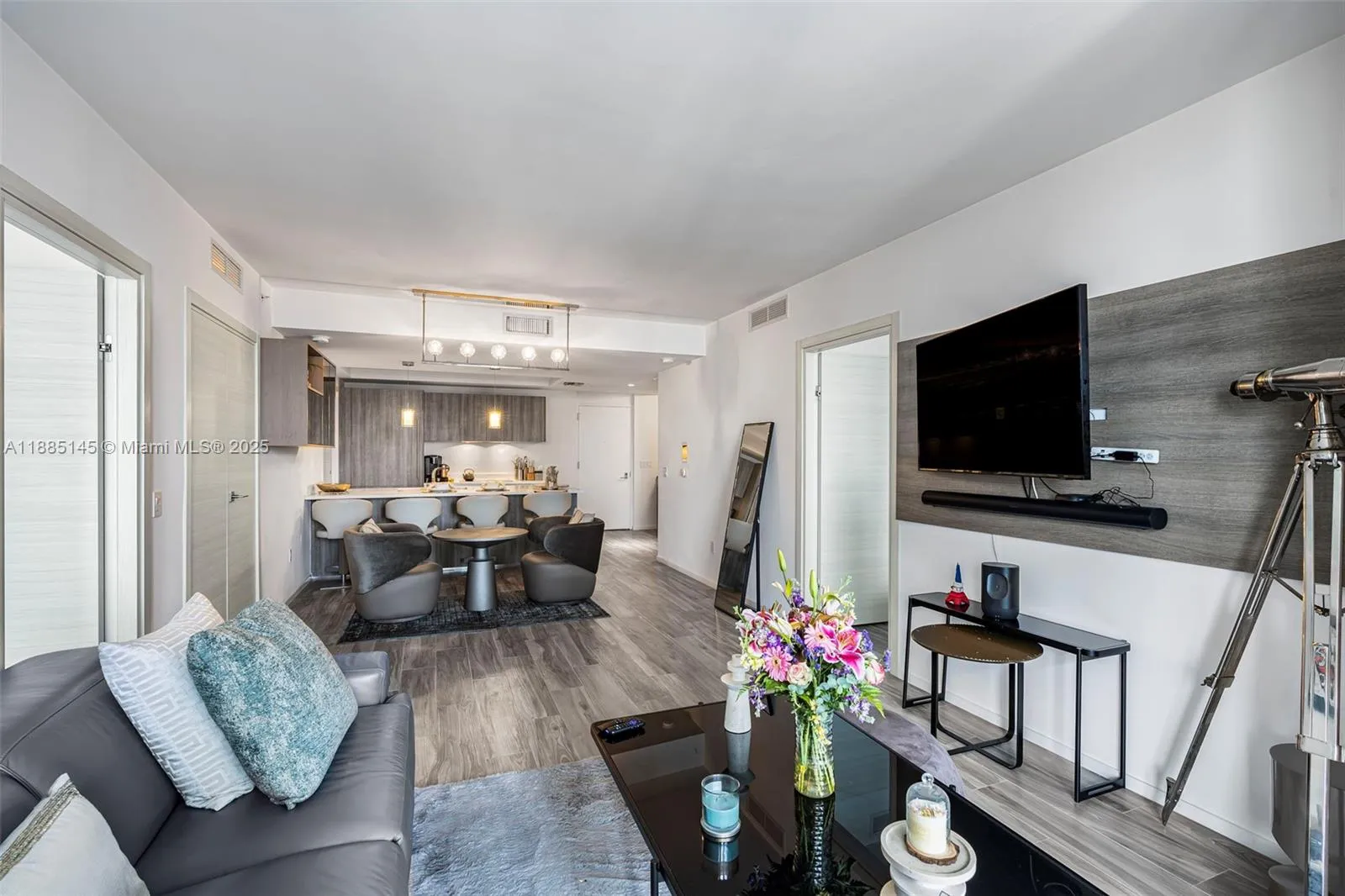 801 S Miami Ave 2810, Miami, Florida 33130, Miami, Florida 33130, 2 Bedrooms Bedrooms, ,2 BathroomsBathrooms,Residential Lease,For Rent,801 S Miami Ave 2810, Miami, Florida 33130,A11885145