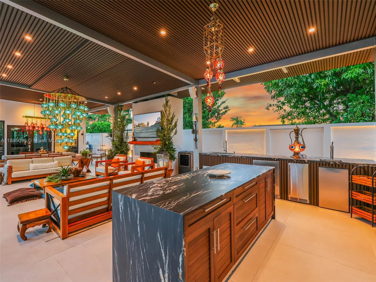 8761 Sw 56th St, Miami, Florida 33165, Miami, Florida 33165, 4 Bedrooms Bedrooms, ,4 BathroomsBathrooms,Residential,For Sale,8761 Sw 56th St, Miami, Florida 33165,A11885098