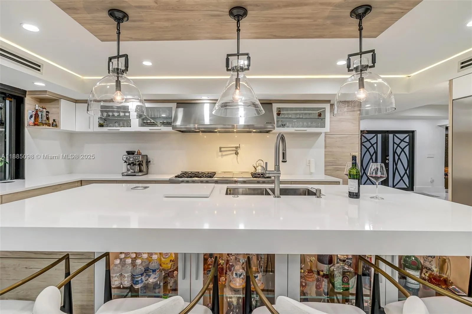 8761 Sw 56th St, Miami, Florida 33165, Miami, Florida 33165, 4 Bedrooms Bedrooms, ,4 BathroomsBathrooms,Residential,For Sale,8761 Sw 56th St, Miami, Florida 33165,A11885098