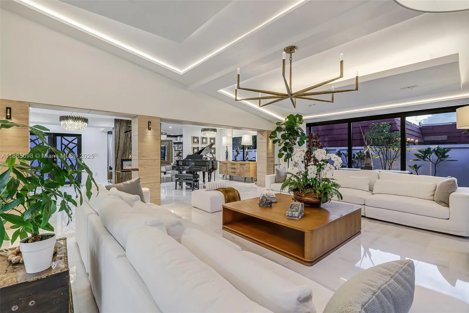 8761 Sw 56th St, Miami, Florida 33165, Miami, Florida 33165, 4 Bedrooms Bedrooms, ,4 BathroomsBathrooms,Residential,For Sale,8761 Sw 56th St, Miami, Florida 33165,A11885098