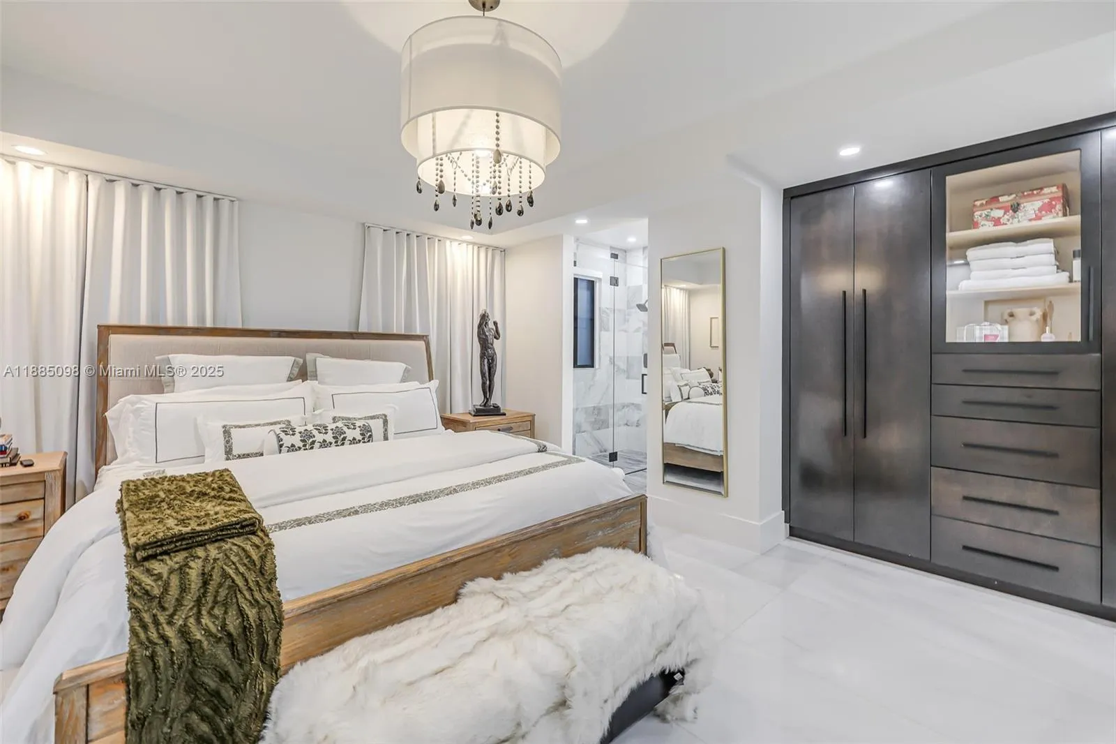 8761 Sw 56th St, Miami, Florida 33165, Miami, Florida 33165, 4 Bedrooms Bedrooms, ,4 BathroomsBathrooms,Residential,For Sale,8761 Sw 56th St, Miami, Florida 33165,A11885098