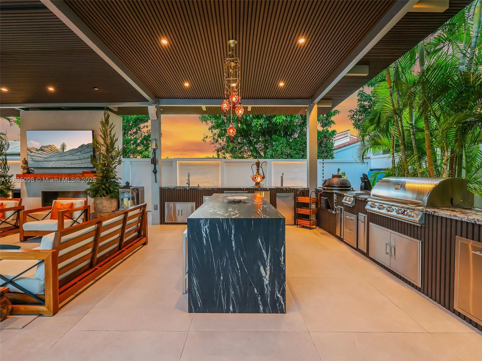 8761 Sw 56th St, Miami, Florida 33165, Miami, Florida 33165, 4 Bedrooms Bedrooms, ,4 BathroomsBathrooms,Residential,For Sale,8761 Sw 56th St, Miami, Florida 33165,A11885098