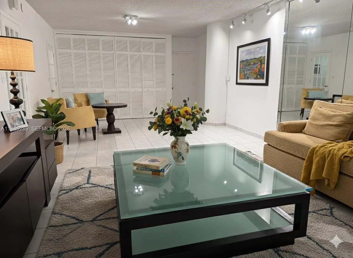 5005 Collins Ave 523, Miami Beach, Florida 33140, Miami Beach, Florida 33140, 1 Bedroom Bedrooms, ,1 BathroomBathrooms,Residential,For Sale,5005 Collins Ave 523, Miami Beach, Florida 33140,A11885289