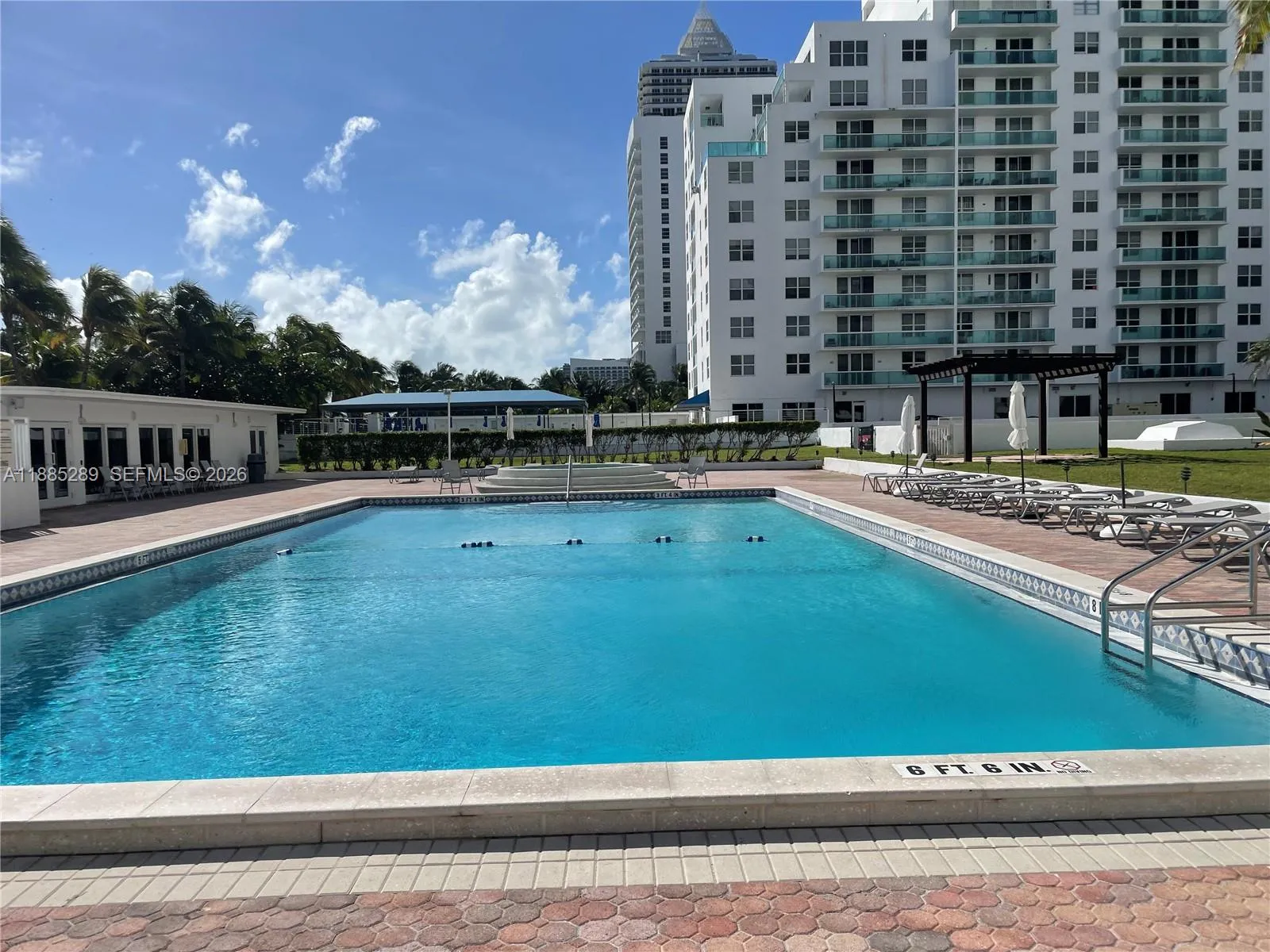 5005 Collins Ave 523, Miami Beach, Florida 33140, Miami Beach, Florida 33140, 1 Bedroom Bedrooms, ,1 BathroomBathrooms,Residential,For Sale,5005 Collins Ave 523, Miami Beach, Florida 33140,A11885289