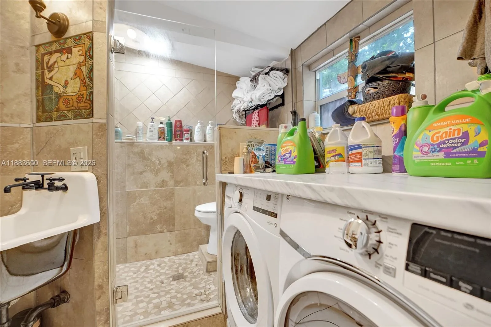 9156 Nw 3rd Ave, Miami, Florida 33150, Miami, Florida 33150, 4 Bedrooms Bedrooms, ,5 BathroomsBathrooms,Residential,For Sale,9156 Nw 3rd Ave, Miami, Florida 33150,A11883650