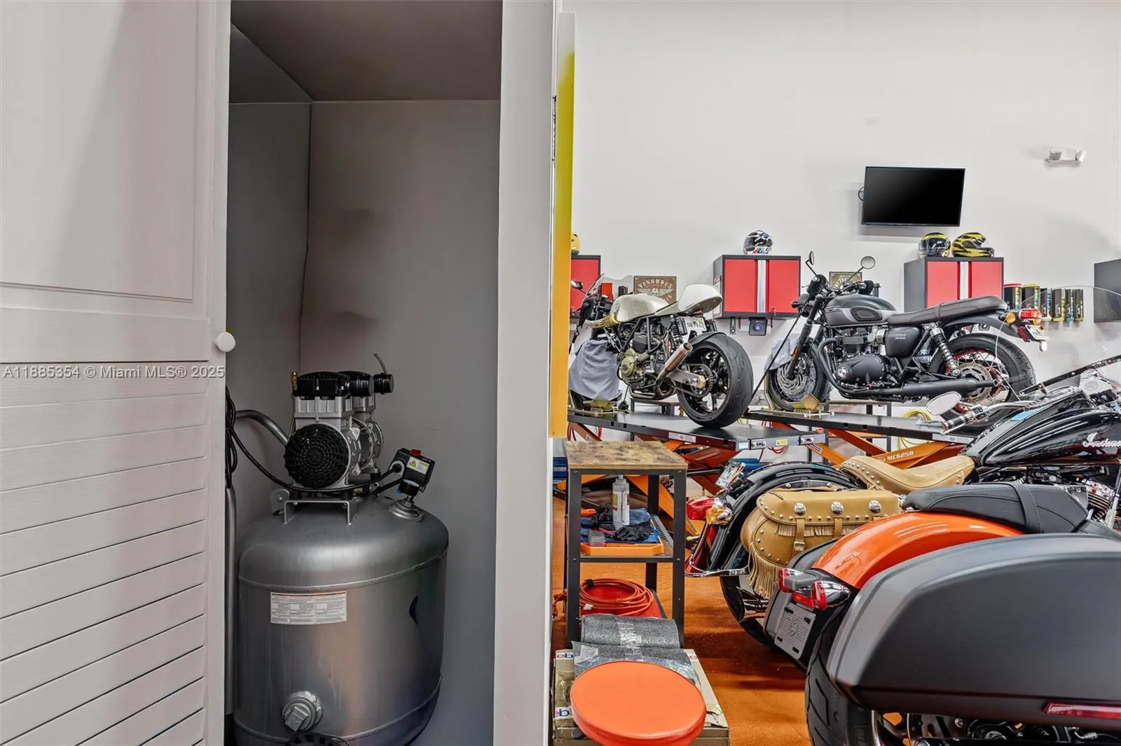 16637 Sw 117th Ave 8b, Miami, Florida 33177, Miami, Florida 33177, ,Commercial Sale,For Sale,16637 Sw 117th Ave 8b, Miami, Florida 33177,A11885354