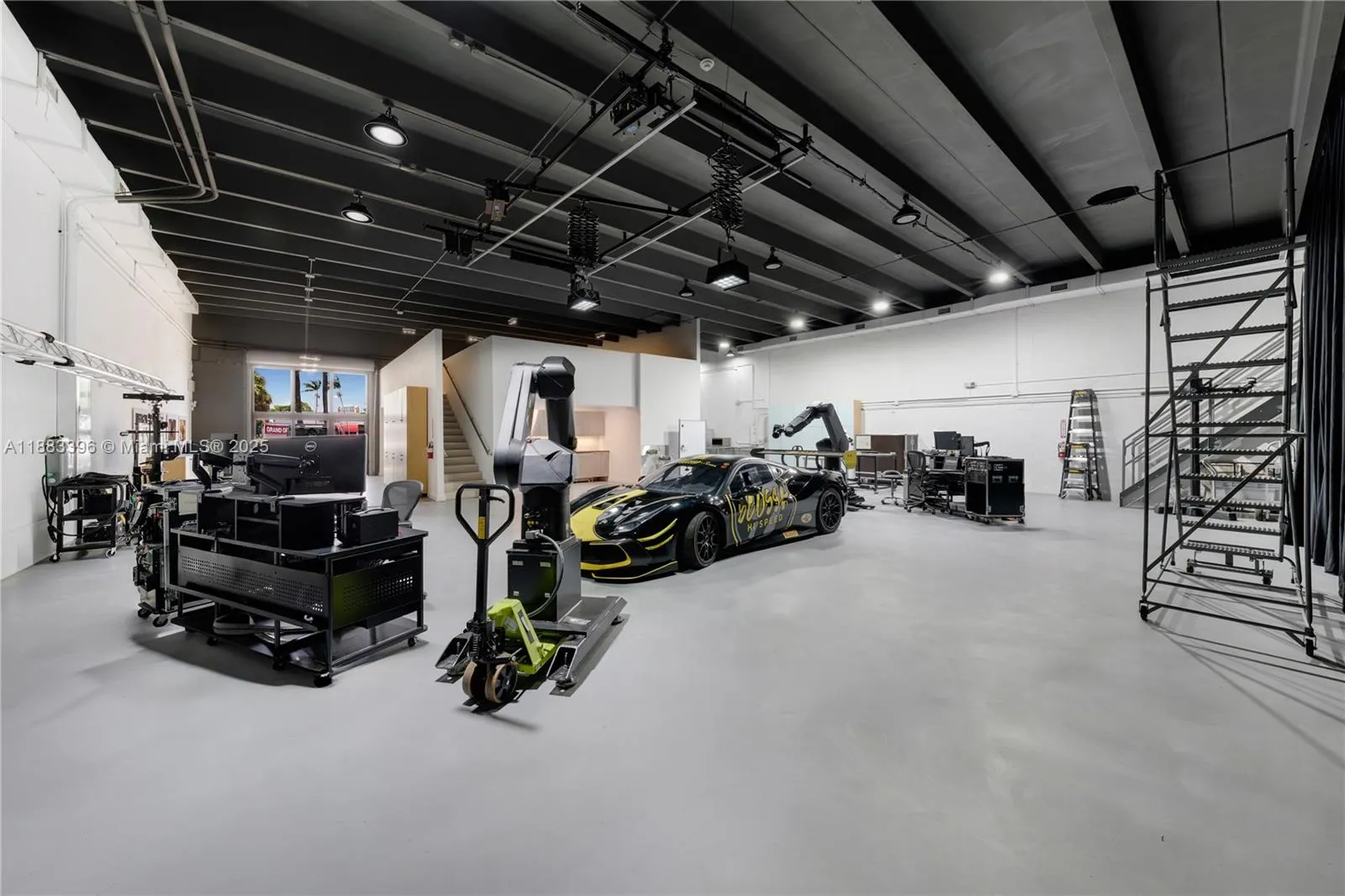 18645 Sw 107th Ave 2, Cutler Bay, Florida 33157, Cutler Bay, Florida 33157, ,Commercial Sale,For Sale,18645 Sw 107th Ave 2, Cutler Bay, Florida 33157,A11883396