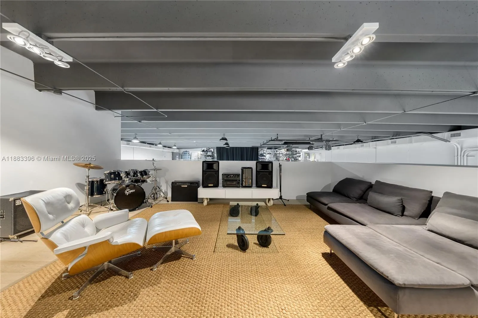 18645 Sw 107th Ave 2, Cutler Bay, Florida 33157, Cutler Bay, Florida 33157, ,Commercial Sale,For Sale,18645 Sw 107th Ave 2, Cutler Bay, Florida 33157,A11883396