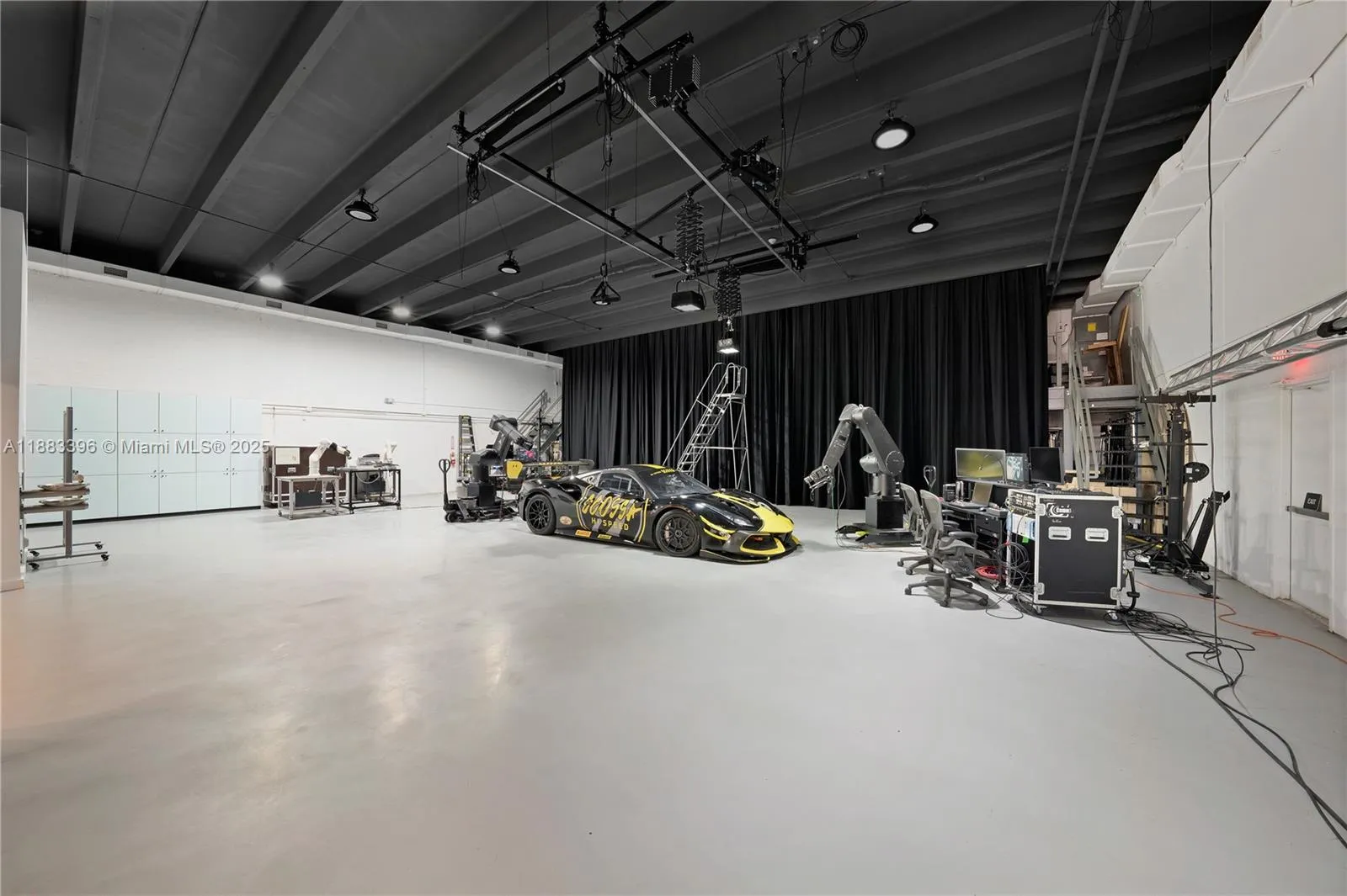 18645 Sw 107th Ave 2, Cutler Bay, Florida 33157, Cutler Bay, Florida 33157, ,Commercial Sale,For Sale,18645 Sw 107th Ave 2, Cutler Bay, Florida 33157,A11883396