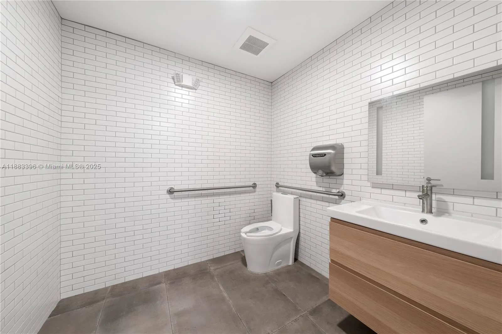 18645 Sw 107th Ave 2, Cutler Bay, Florida 33157, Cutler Bay, Florida 33157, ,Commercial Sale,For Sale,18645 Sw 107th Ave 2, Cutler Bay, Florida 33157,A11883396